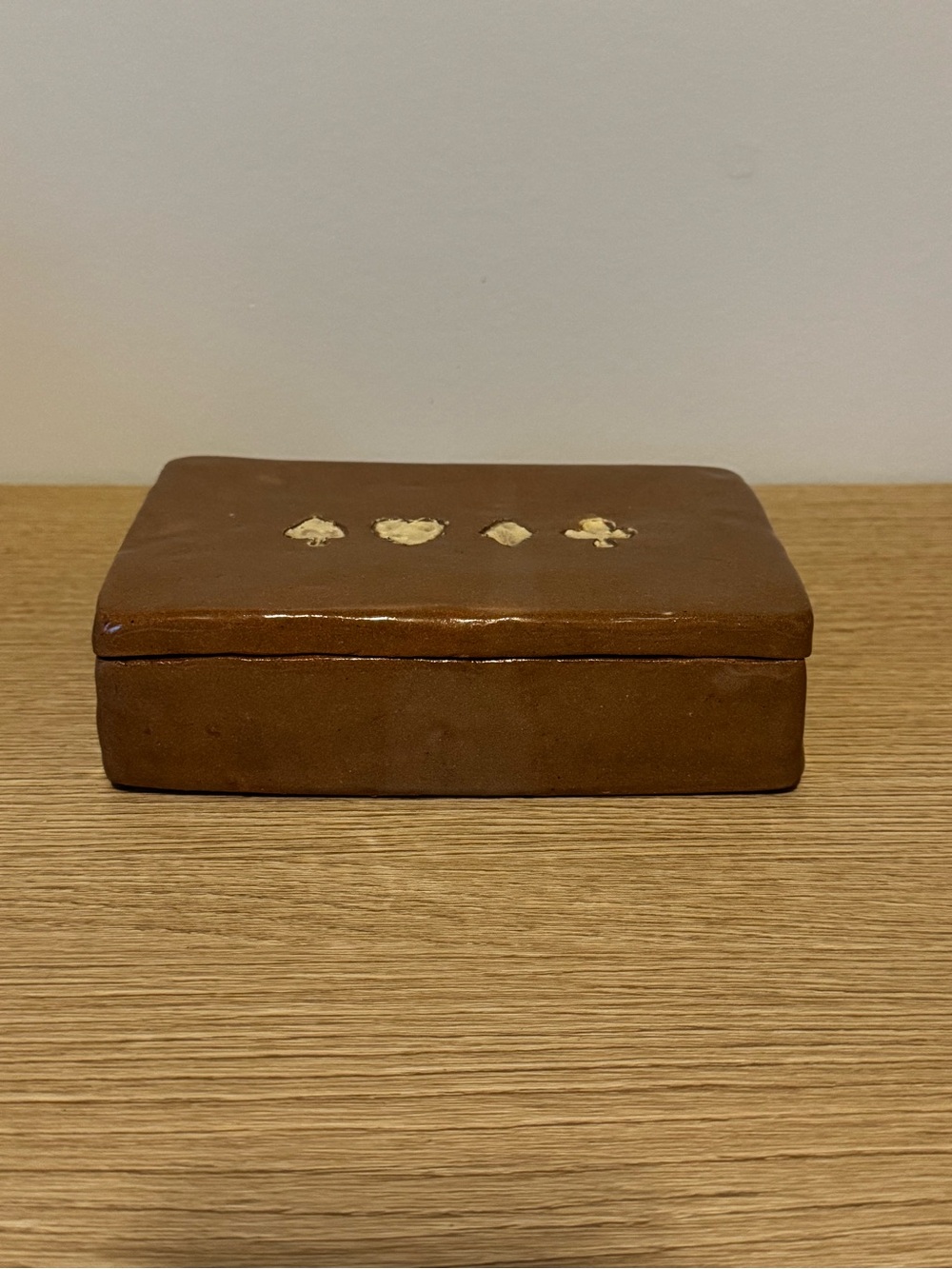 Crude Pottery Brown Card Box with Cream Accents